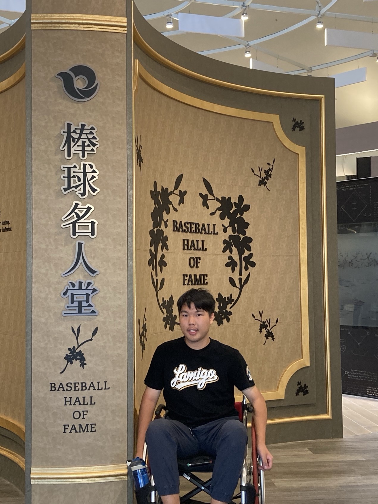 徐瑋佑 換角度對待世界 2021年 高中組 徐瑋佑照片