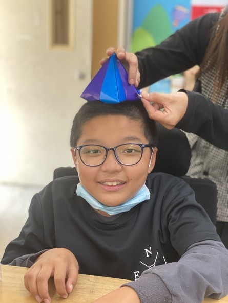 吳冠庭 如果人生是一道證明題,你自己,就是最好的答案 2023年 國中組 吳冠庭照片